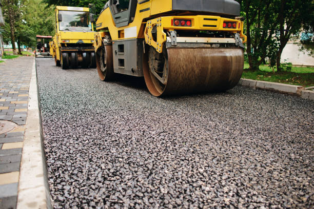 Best Local Driveway Pavers  in Enumclaw, WA